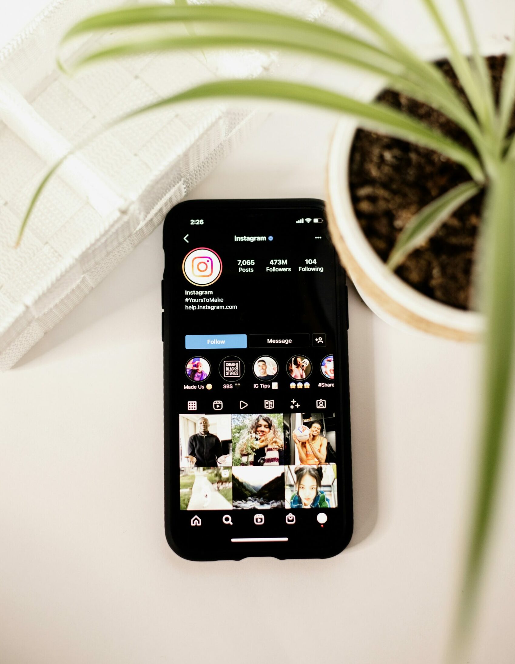 réseaux sociaux airbnb instagram